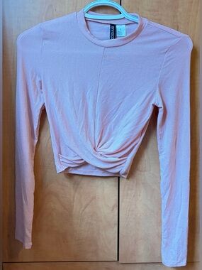 H&M Blush Pink Twist-Front Long Sleeve Crop Top